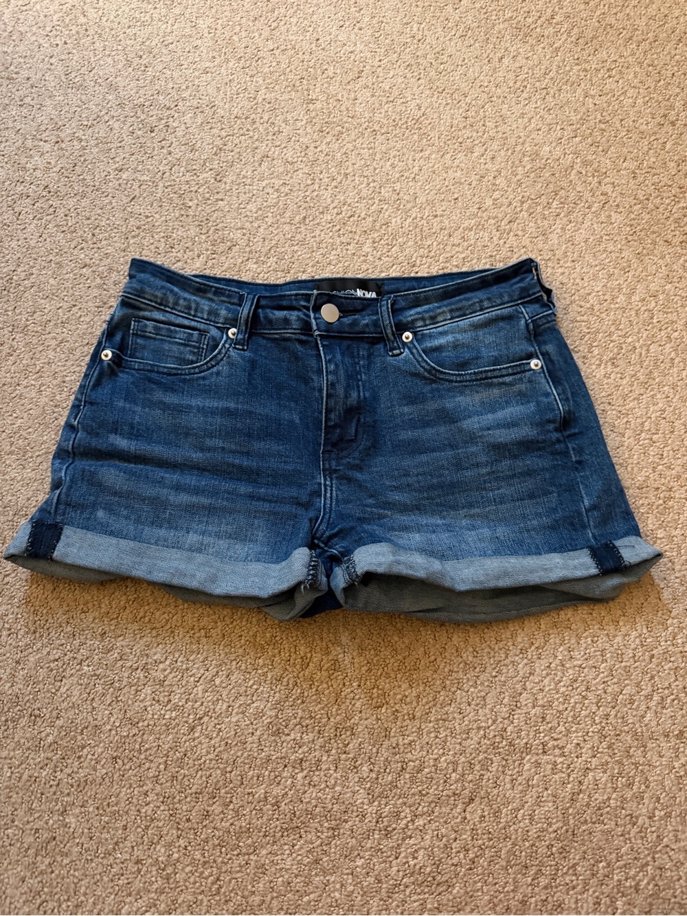Fashion Nova Women’s Flawless Stretch 90s Roll Cuff Denim Dark Wash Shorts Sz 7